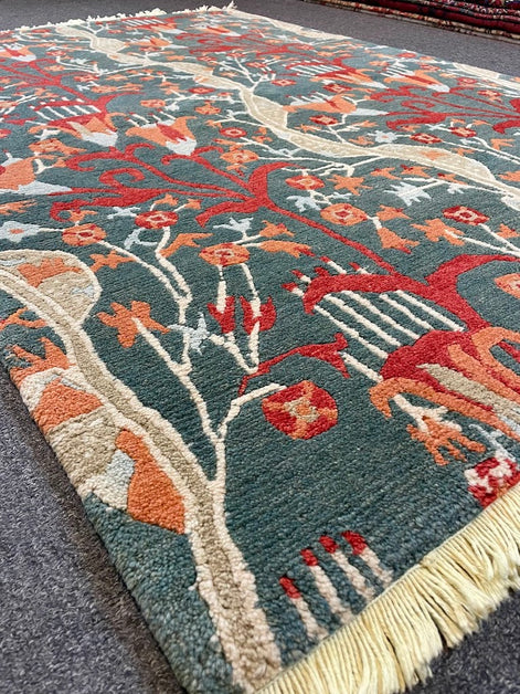 Tibetan William Morris Floral 4'1 x 5'11