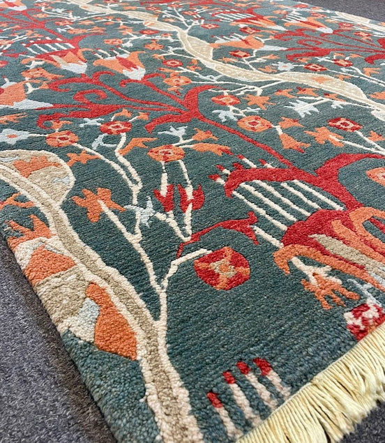 Tibetan William Morris Floral 4'1 x 5'11