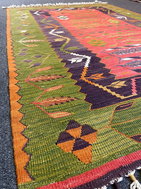 Turkish Nuzumlu Kilim 3'6 x 5'2