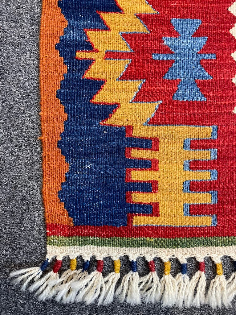 Turkish Nuzumlu Kilim 3'3 x 4'9