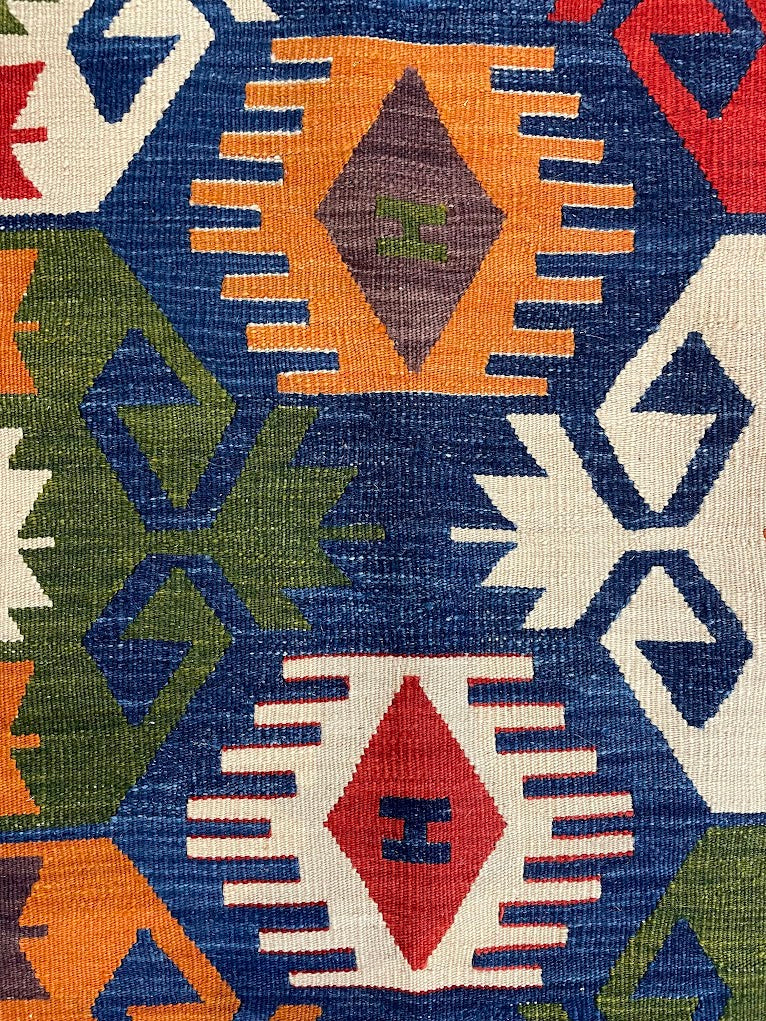 Turkish Nuzumlu Kilim 3'6 x 4'5