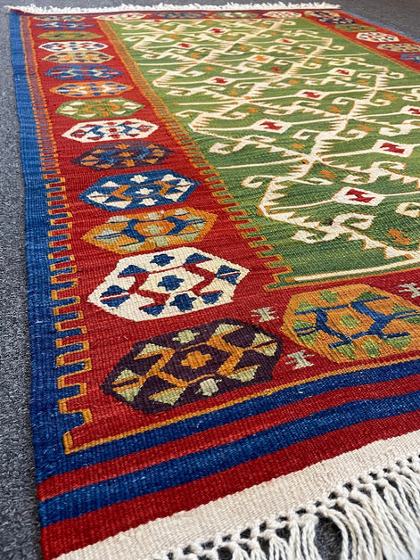 Turkish Nuzumlu Kilim 3'7 x 4'11