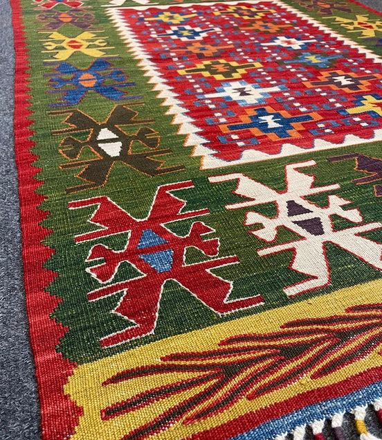 Turkish Nuzumlu Kilim 3'4 x 4'10