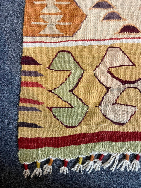 Turkish Nuzumlu Kilim 2'4 x 6'5