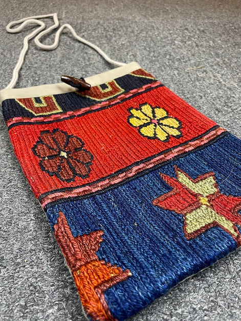Caucasian Sumak Purse - Medium