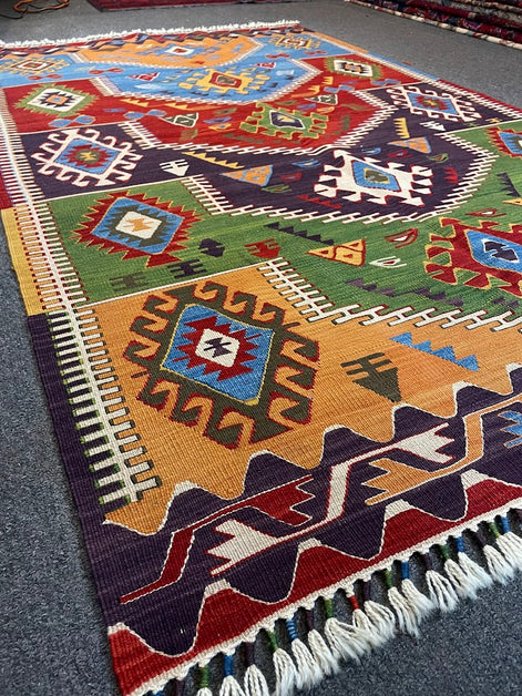 Turkish Nuzumlu 4'1 x 6'7