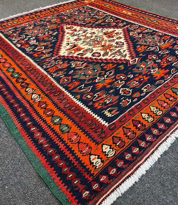 Iranian Senneh 3'10 x 4'2
