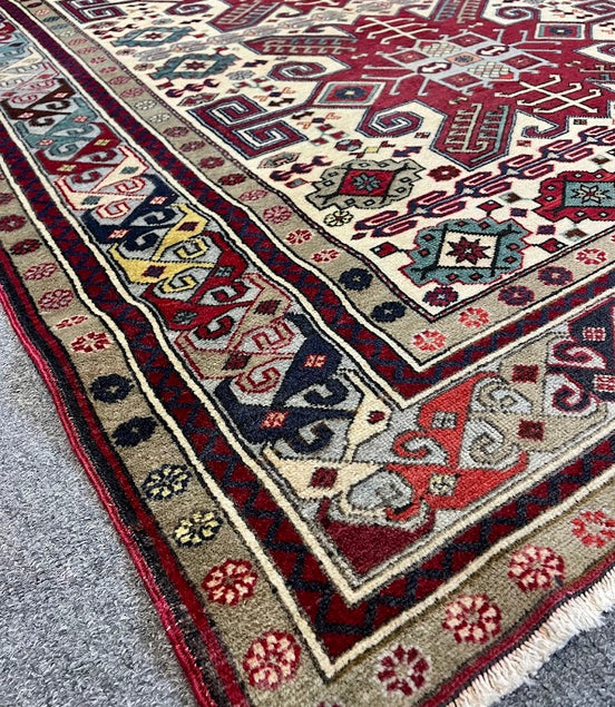 Caucasian Derbent 4'5 x 5'10