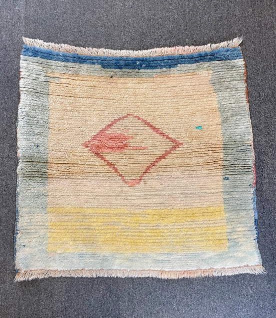 Minimalist 2'11 x 3'0