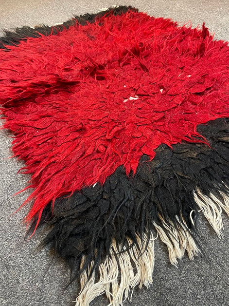 Turkish Tulu 2'4 x 3'3