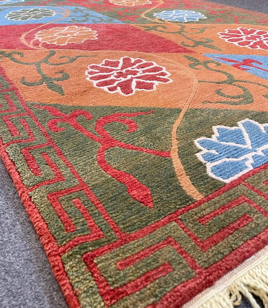 Tibetan Lotus 4'0 x 5'11