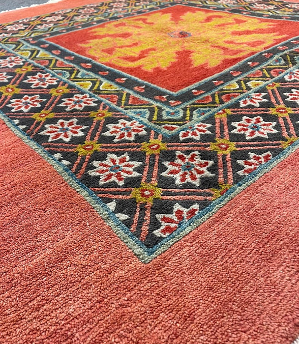 Tibetan Double Dorjee 4'9 x 4'11