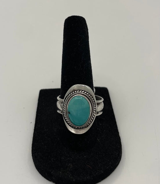 Turquoise Silver Ring