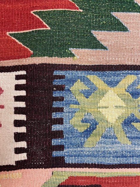 Turkish Kilim 4'7 x 6'9