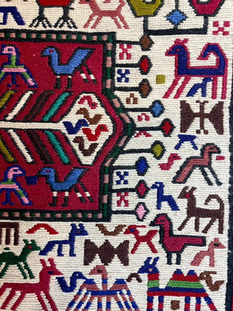 Animal Sumak 3'7 x 4'8