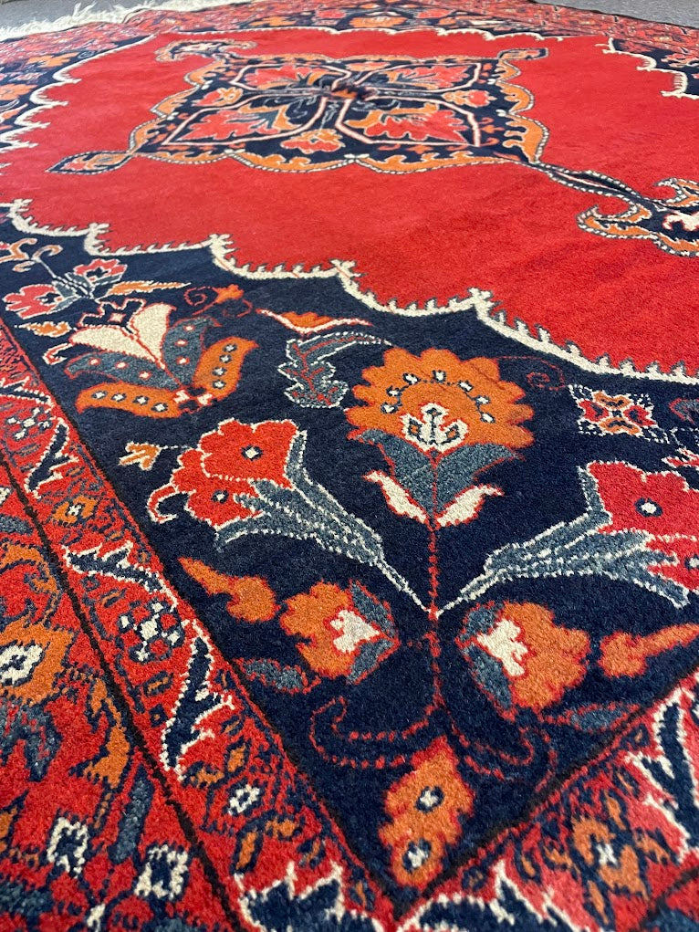 Afghan Khal Mahmadi 4'10 x 5'11