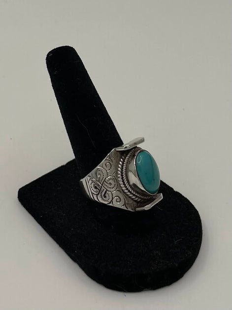 Turquoise Silver Ring