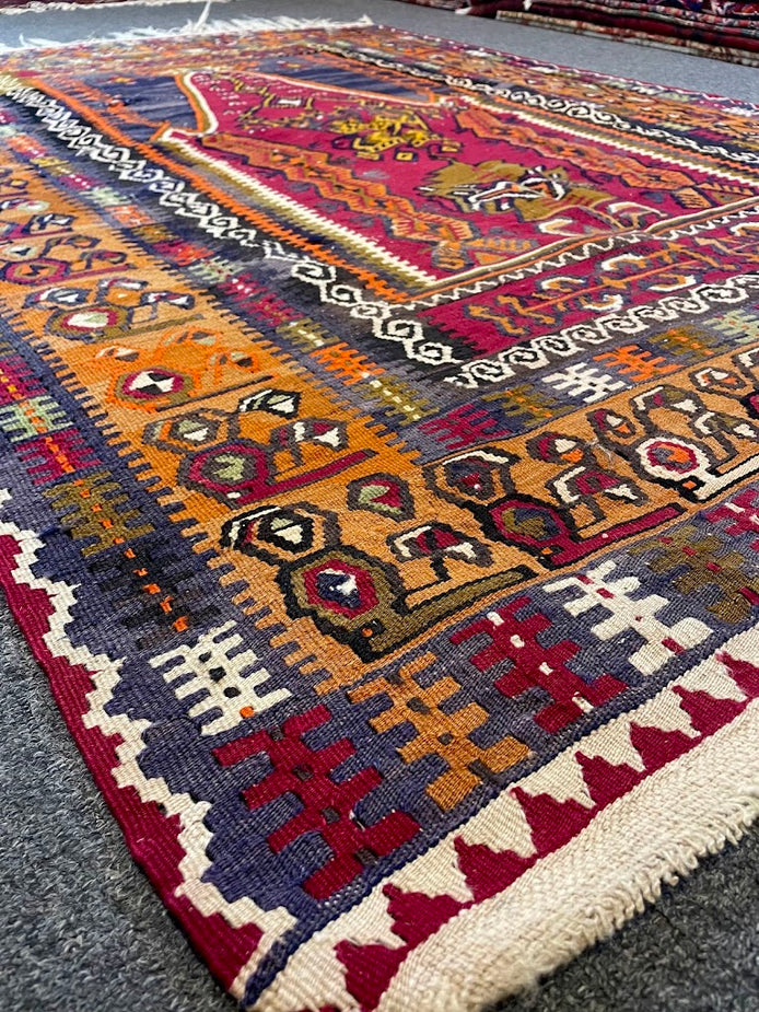 Turkish Kayseri Prayer Kilim 4'4 x 6'0