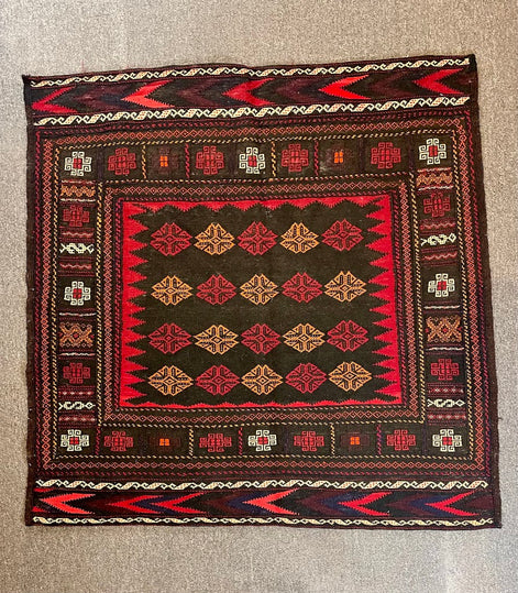 Afghan Baluch Sofra 4'3 x 4'3