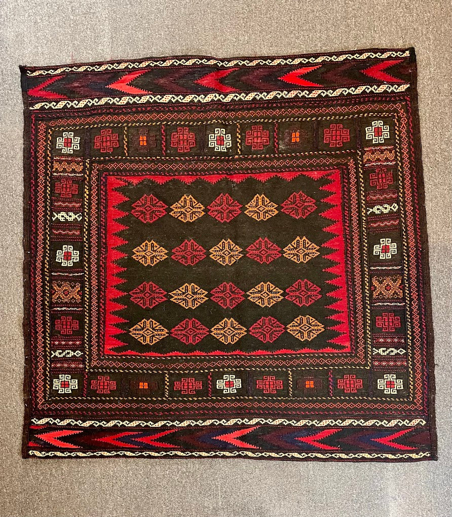 Afghan Baluch Sofra 4'3 x 4'3