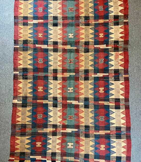 Caucasian Sofra 4'6 x 6'5