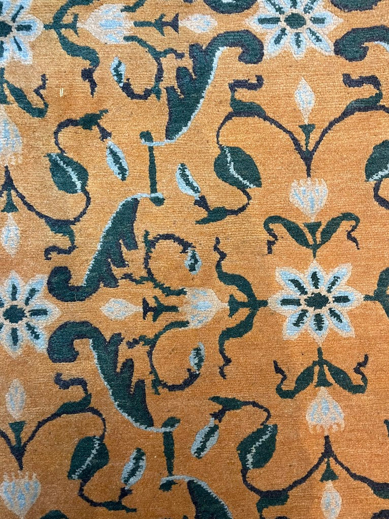 Tibetan Floral 5'1 x 6'10