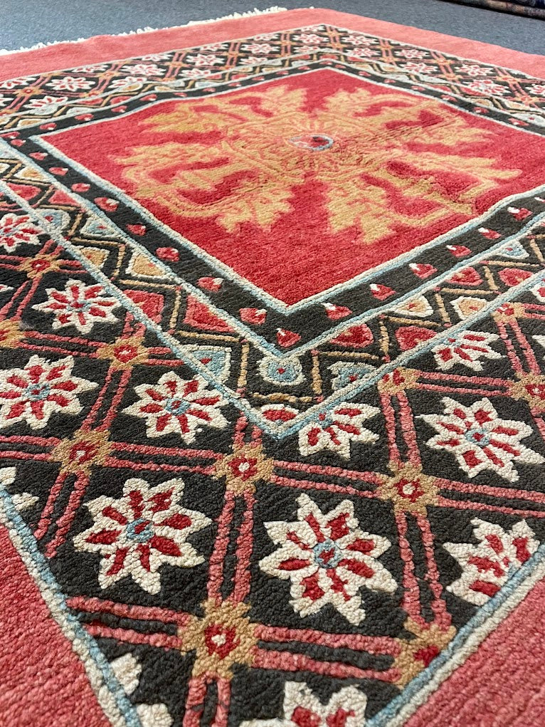 Tibetan Dorjee 5'0 x 5'0