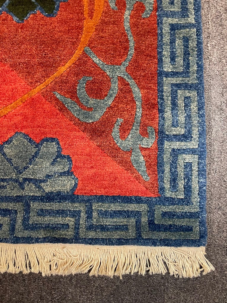 Tibetan Lotus 4'0 x 7'10