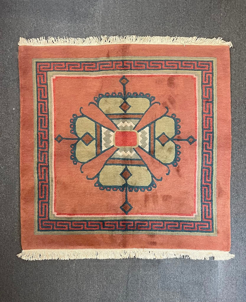 Tibetan Double Dorjee 4'9 x 4'11