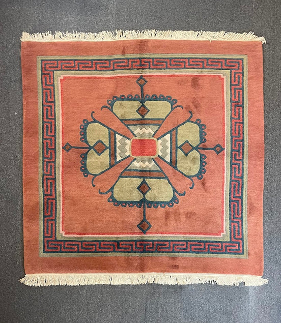 Tibetan Double Dorjee 4'9 x 4'11