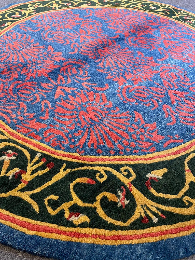 Tibetan Floral 5'0 Round