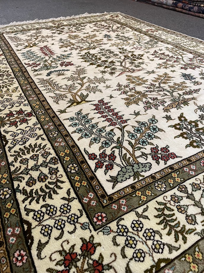 Persian Silk 4'0 x 5'9