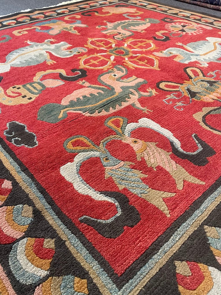 Tibetan Dancing Dragon 5'10 x 6'2