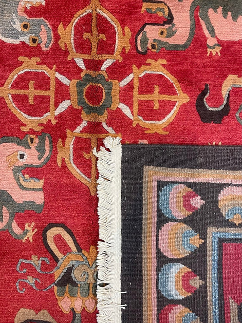 Tibetan Dancing Dragon 5'10 x 6'2