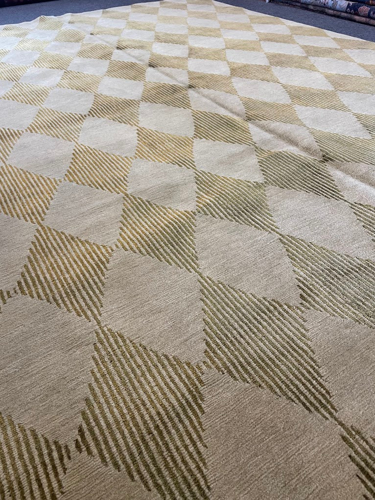 Tibetan Modern Silk/Wool Combo 5'10 x 8'7