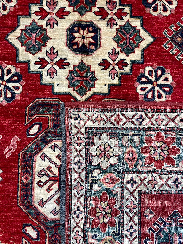 Afghan Hazara 5'10 x 7'7