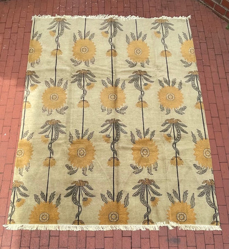 Tibetan Sunflower 8'0 x 9'11