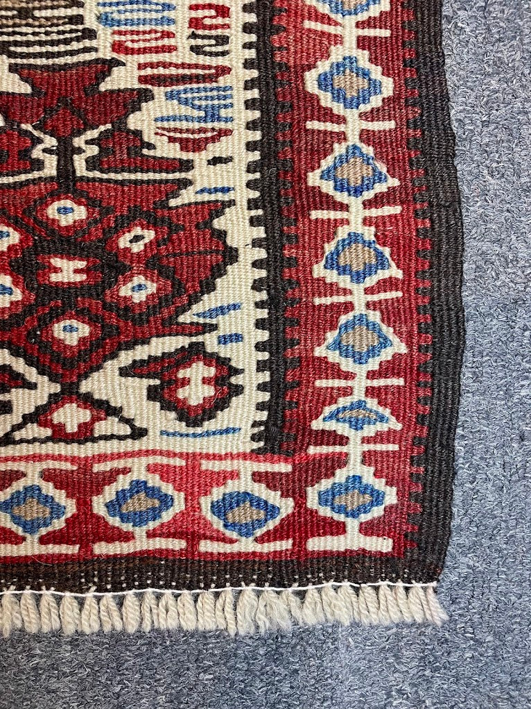 Turkish Hakkari 3'10 x 6'2