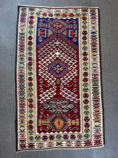 Turkish Nuzumlu 3'7 x 5'10