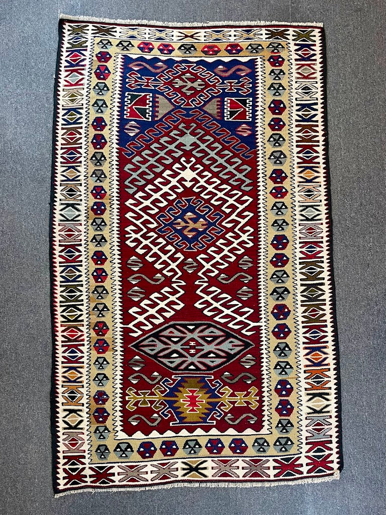 Turkish Nuzumlu 3'7 x 5'10