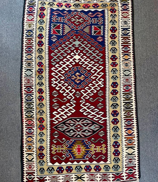 Turkish Nuzumlu 3'7 x 5'10