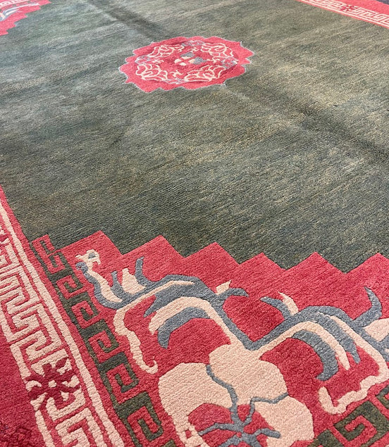 Tibetan Double Dorjee 6'0 x 8'7