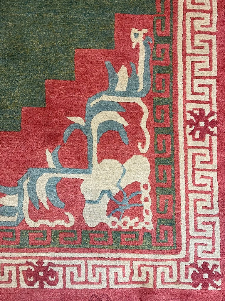 Tibetan Double Dorjee 6'0 x 8'7