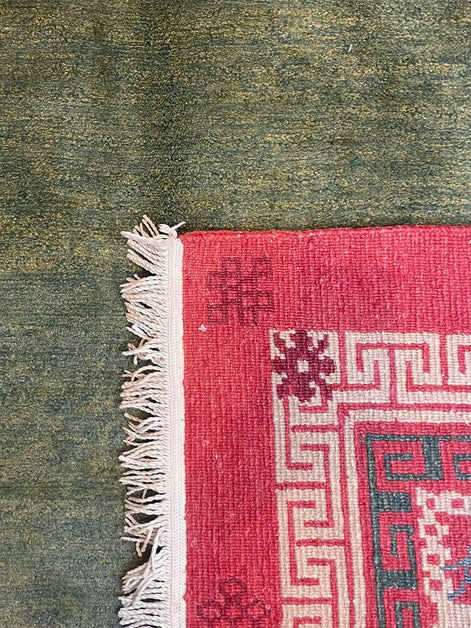 Tibetan Double Dorjee 6'0 x 8'7