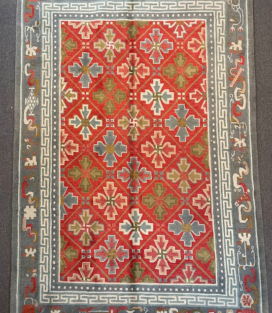 Tibetan Chakta Metole 5'9 x 8'9