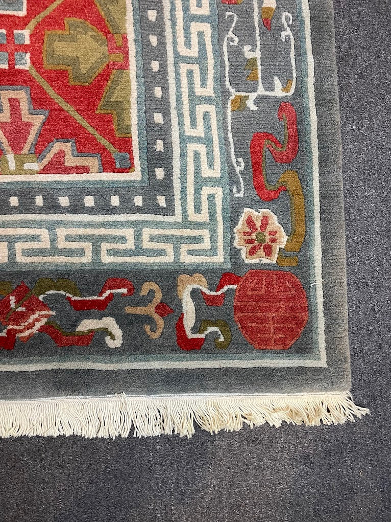 Tibetan Chakta Metole 5'9 x 8'9