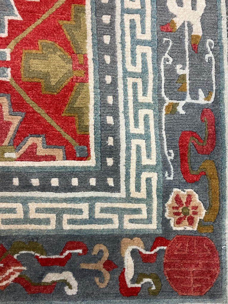 Tibetan Chakta Metole 5'9 x 8'9