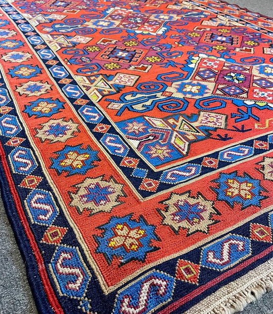 Caucasian Sumak 4'8 x 8'1