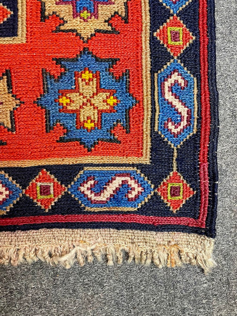 Caucasian Sumak 4'8 x 8'1