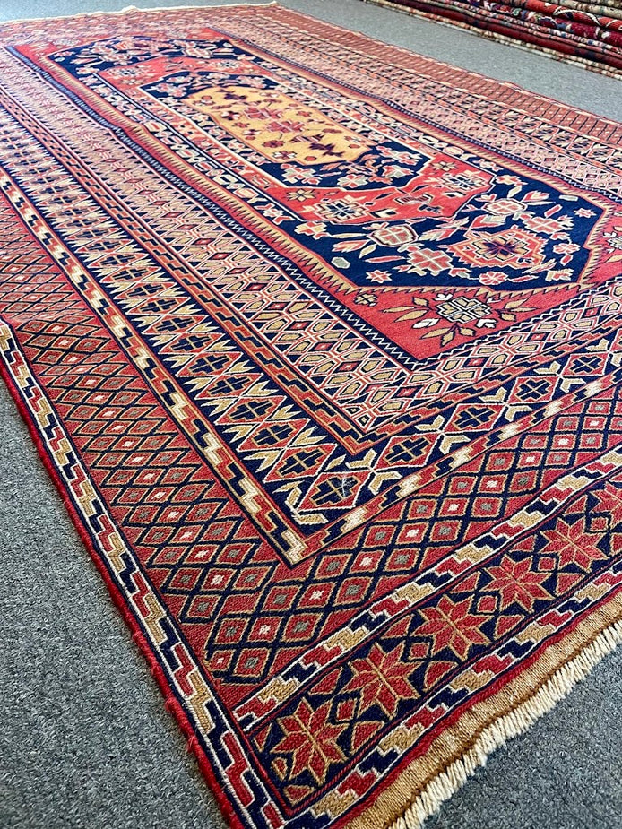Afghan Sumak 4'10 x 7'9